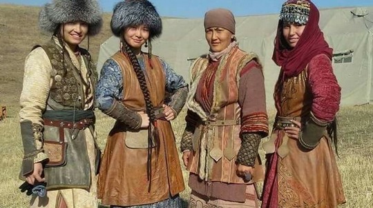 Kostüm Neye Denir? Tiyatroda kostüm ne anlama gelir?